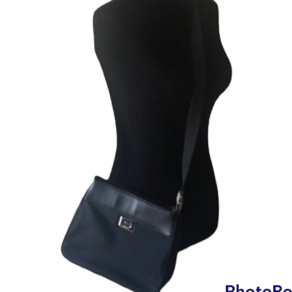 COMELY vintage shoulder bag